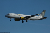 Vueling A320 EC-OFV