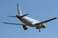 Vueling Airlines A320 EC-LVC