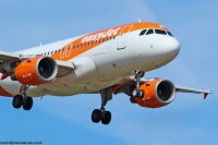 easyJet A319 G-EZBW