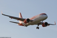 easyJet A320NEO G-UZHM