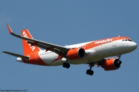 easyJet UK A320 G-UZLD