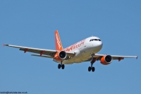 easyJet A319 OE-LQT