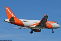 easyJet Europe A319 OE-LQW