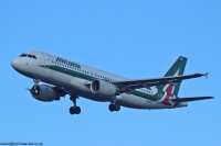 Alitalia A320 EI-DSE