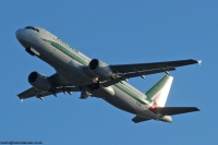 Alitalia A320 EI-DTH