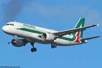 Alitalia A320 EI-EIA