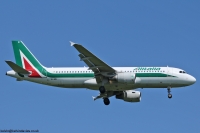 Alitalia A320 EI-EIE