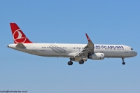 Turkish Airlines A320 TC-JSI