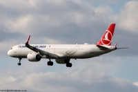 Turkish Airlines A321 TC-LSJ