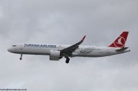 Turkish Airlines A321 TC-LSO
