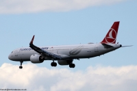 Turkish Airlines A321 TC-LSZ