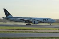 Pakistan Airlines B777 AP-BGZ