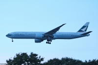 Cathay Pacific Airways 777 B-KQW