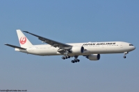 Japan Airlines 777 JA742J