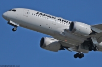 Japan Airlines 787 JA837J