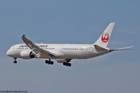 Japan Airlines 787 JA879J