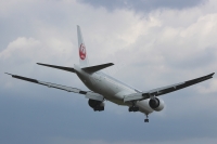 Japan Airlines 777 JA737J