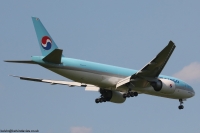 Korean Air 777 HL8005