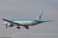 Korean Air 777 HL8006