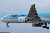 Korean Air 777 HL8075