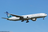 Air New Zealand 777 ZK-OKM