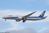ANA 787 JA932A