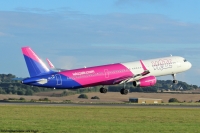 Wizz Air A321 HA-LXF