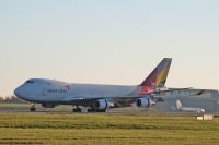 Asiana Airlines 747 HL7420