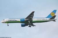 Uzbekistan Airways 757 UK75705