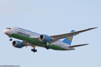 Uzbekistan Airways 787 UK78704