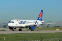 Onur Air A320 TC-OBO