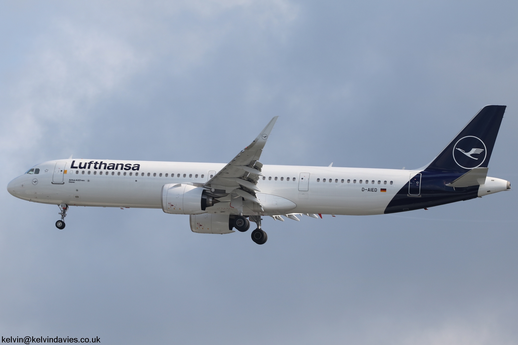 Lufthansa A321NXSL D-AIED