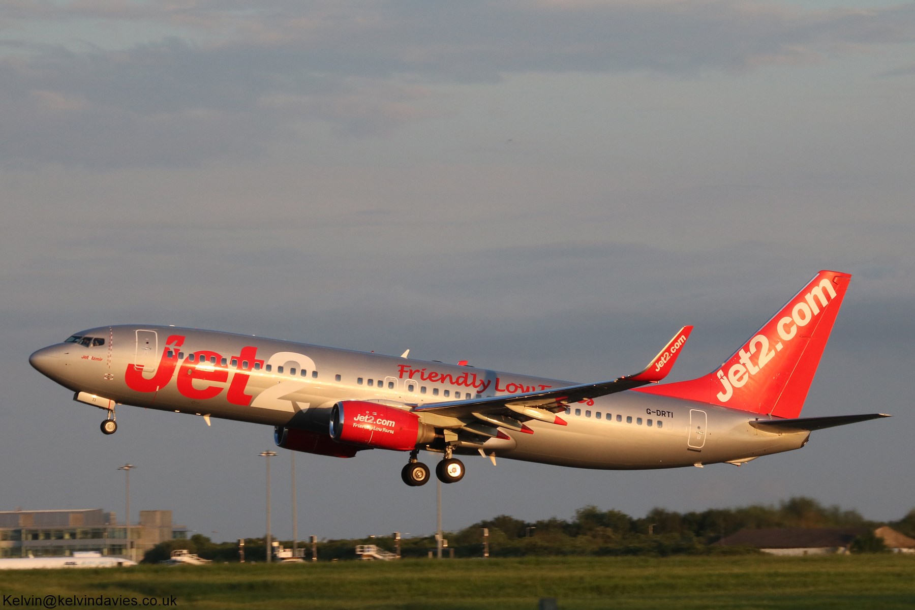 Jet2 737 G-DRTI