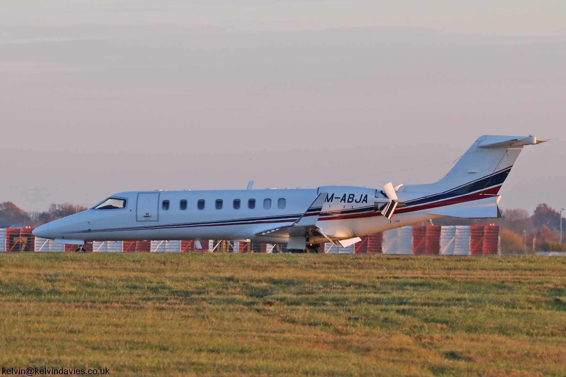 Ryanair Learjet 45 M-ABJA