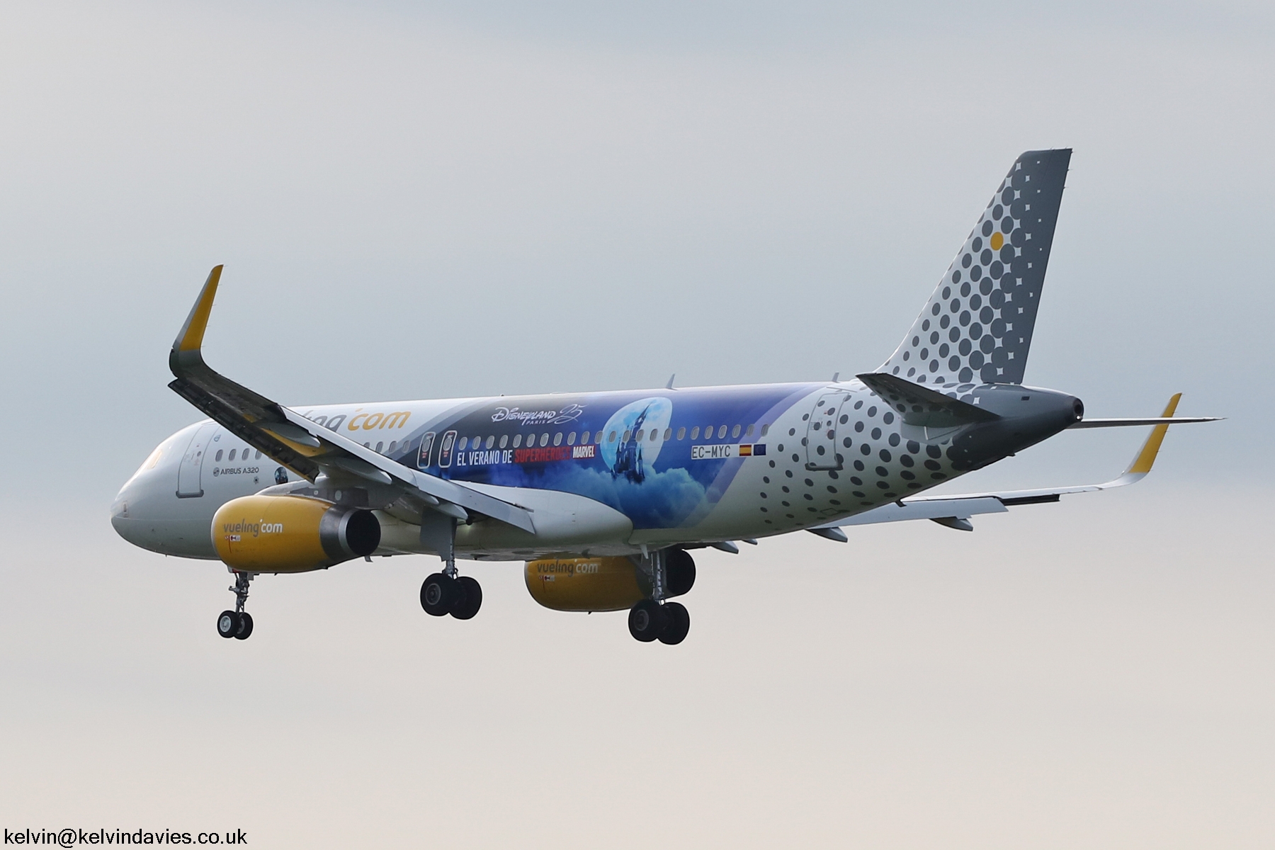 Vueling Airlines A320 EC-MYC