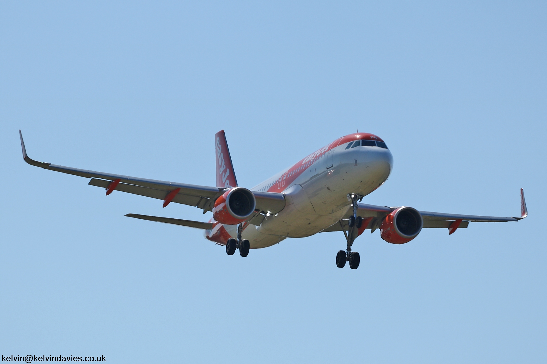 easyJet A320 OE-IZN