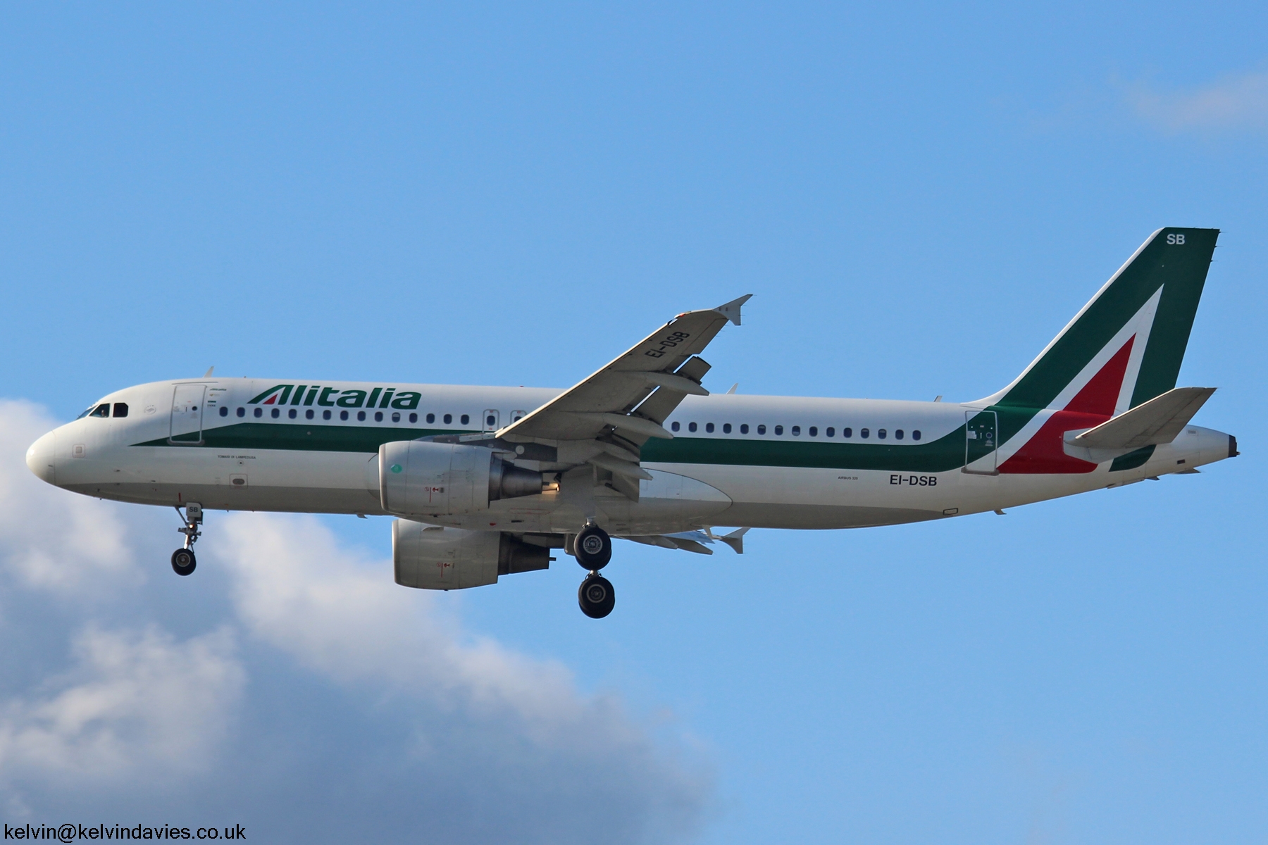 Alitalia A320 EI-DSB