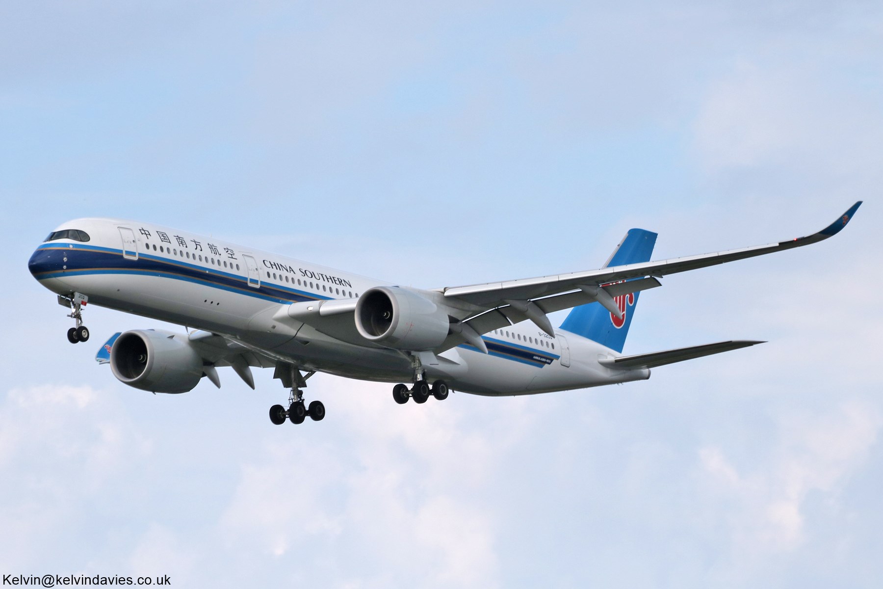China Southern Airlines A350 B-32CQ