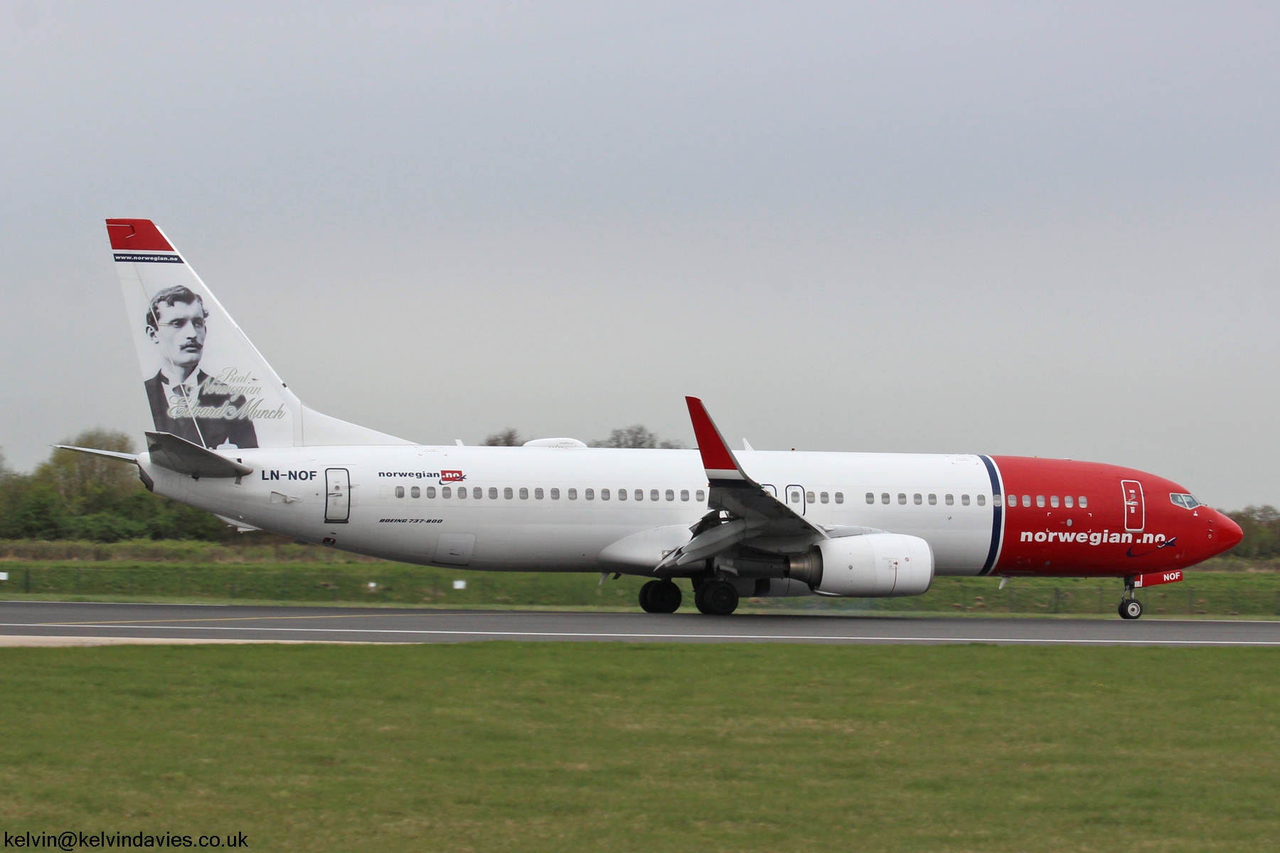 Norwegian 737NG LN-NOF