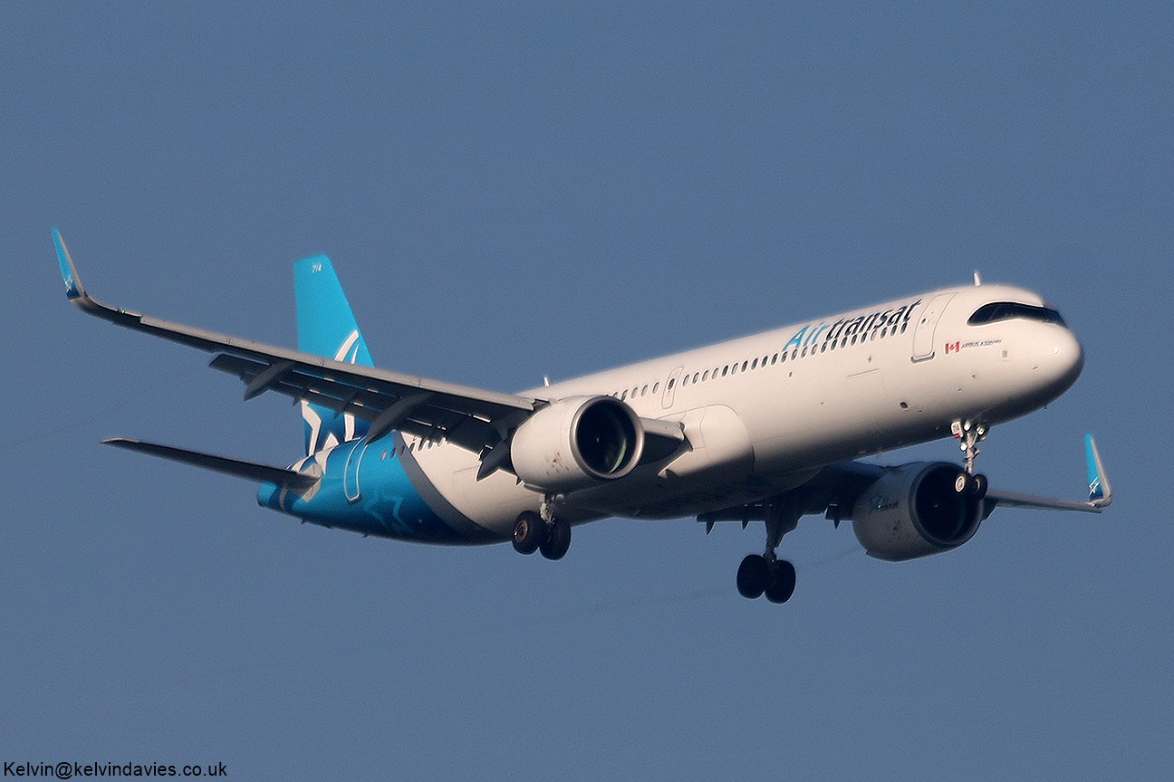 Air Transat A321 NEO C-COJQ
