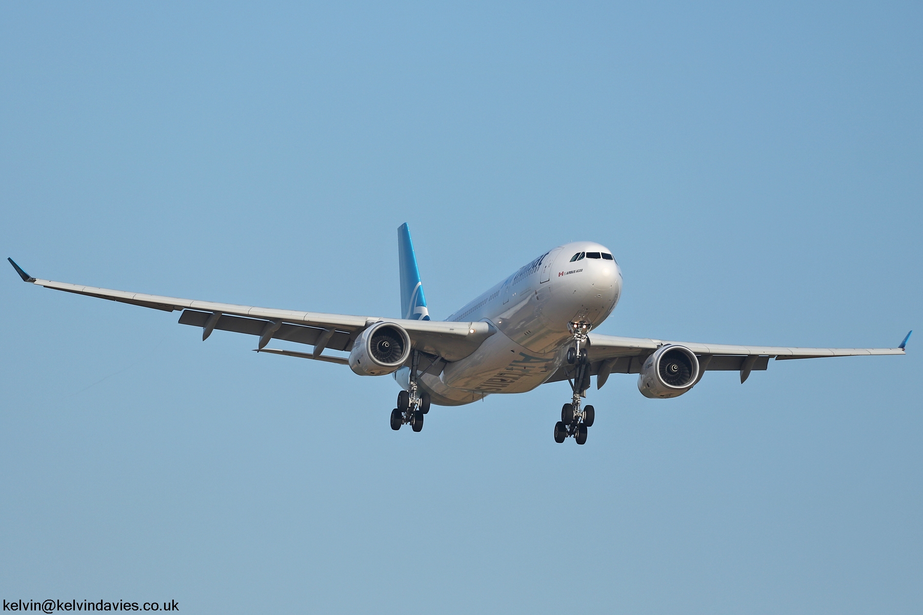 Air Transat A330 C-GUBH