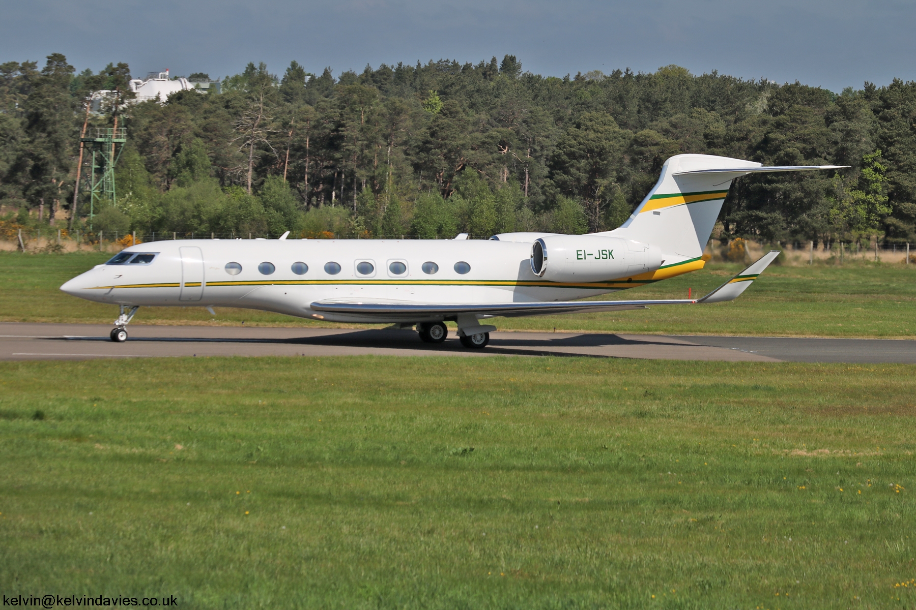Westair Aviation G650 EI-JSK