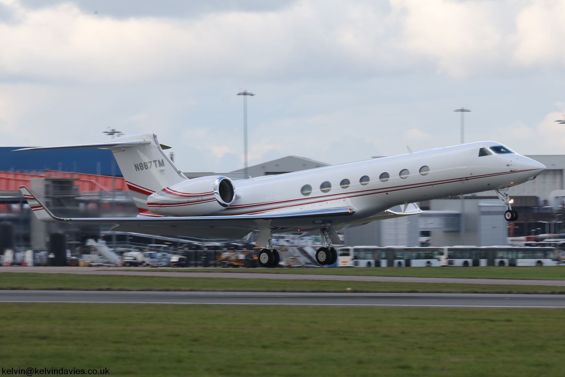TAI Leasing G550 N887TM
