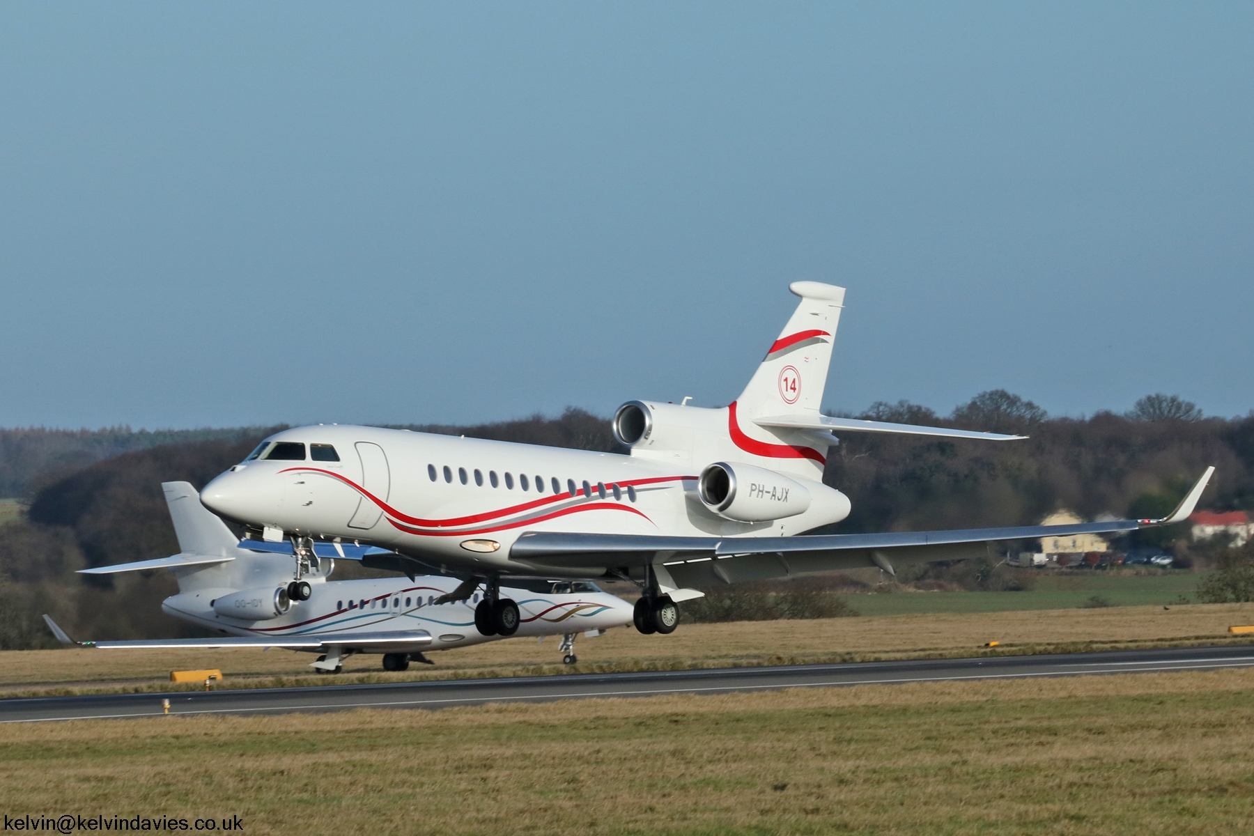Falcon 7X PH-AJX