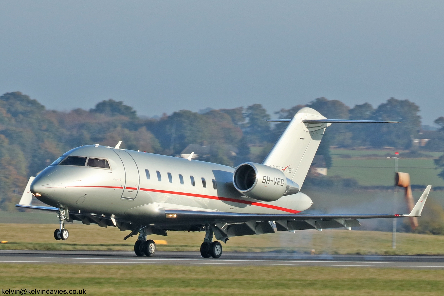 Challenger 605 9H-VFG