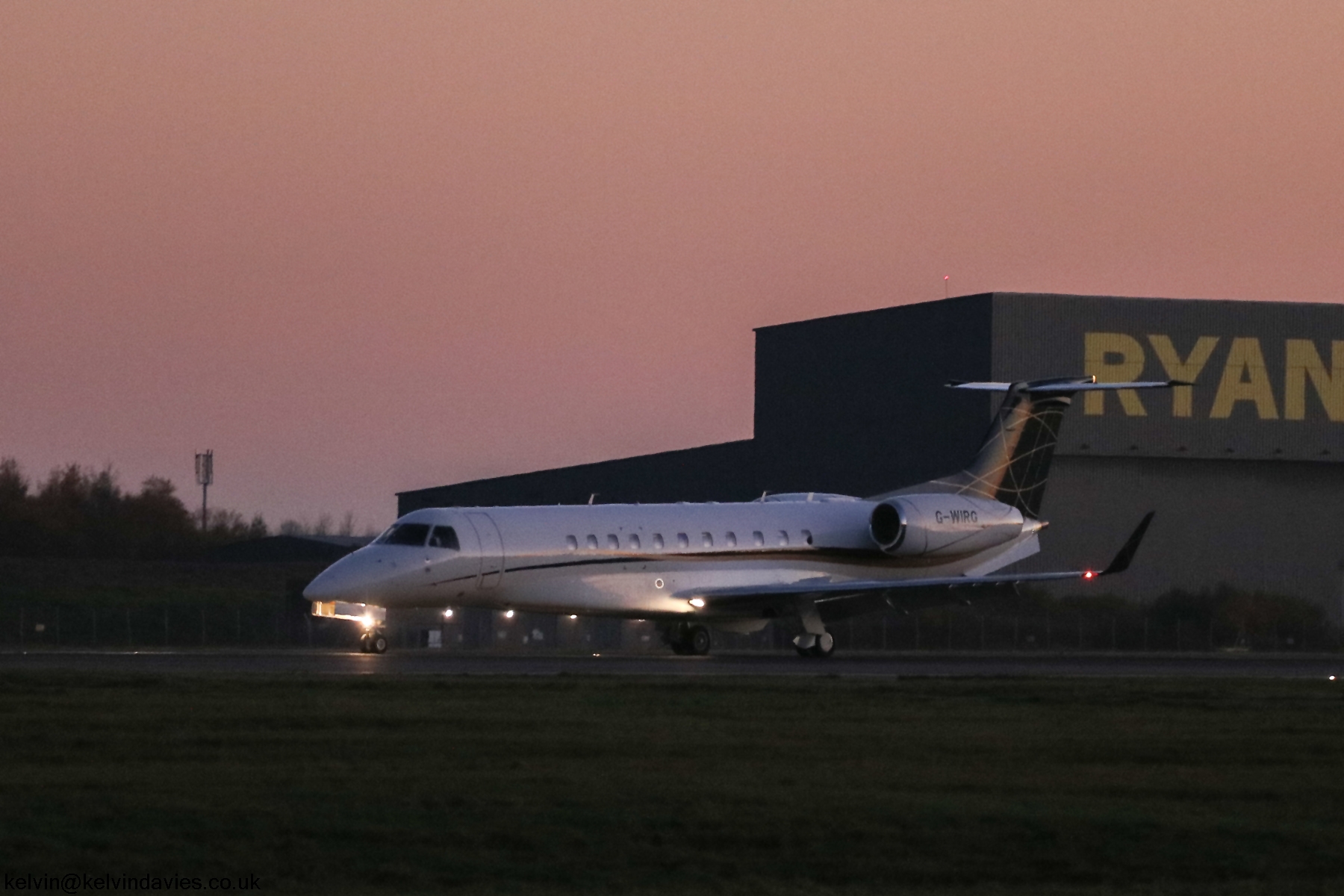 Air Air Charter Scotland Embraer Legacy 650 G-WIRG
