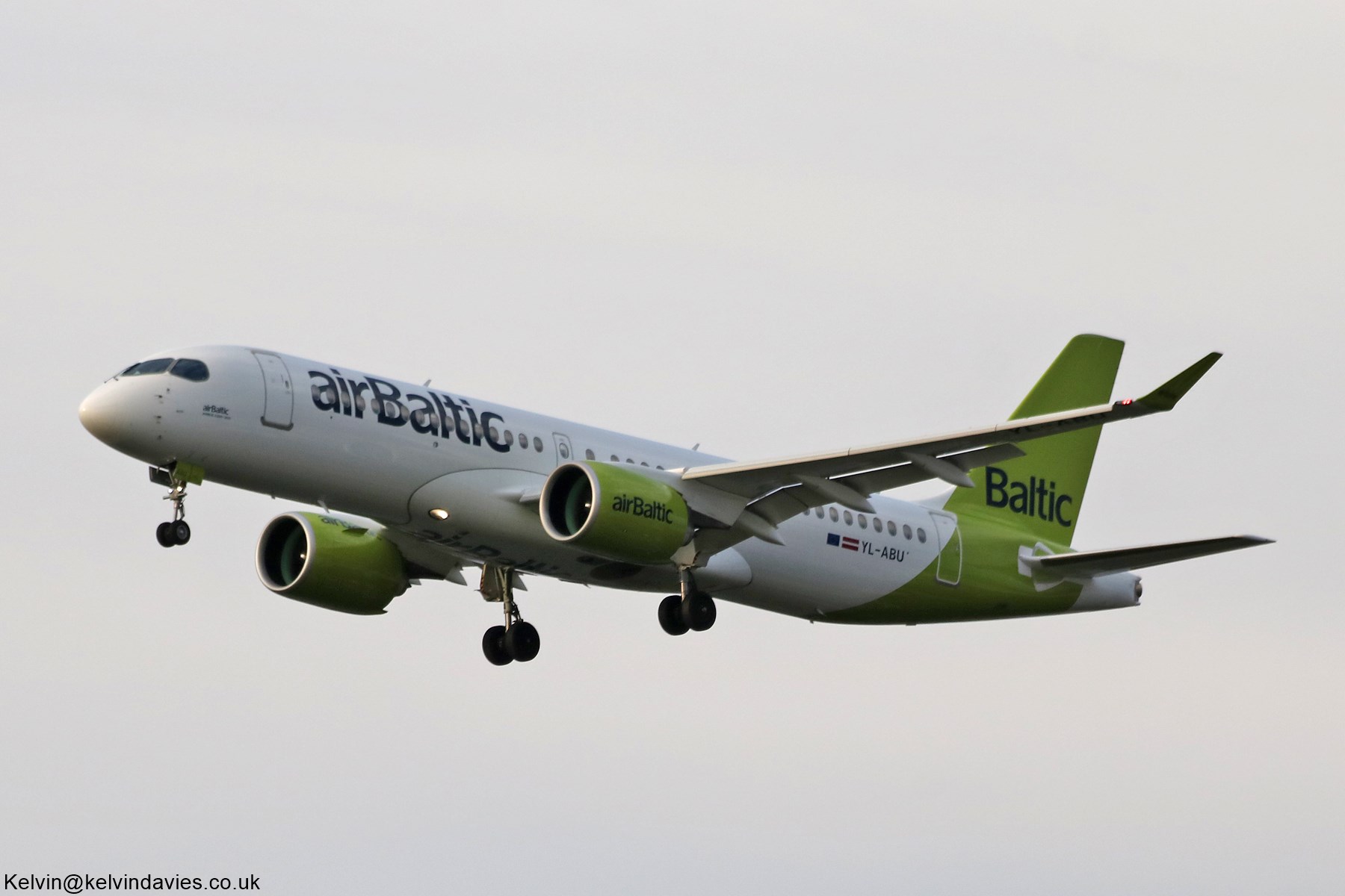 Air Baltic A220-300 YL-ABU