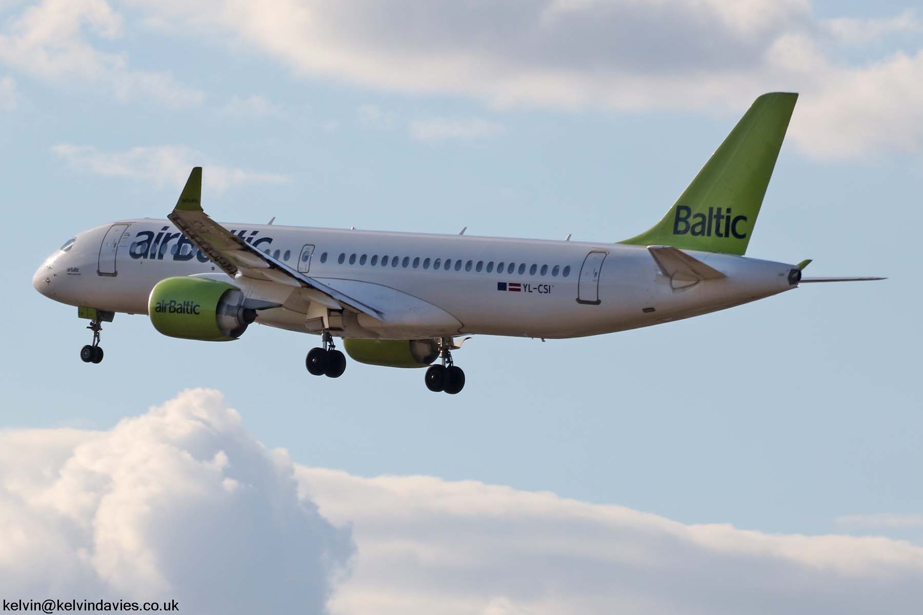Air Baltic A220 YL-CSI
