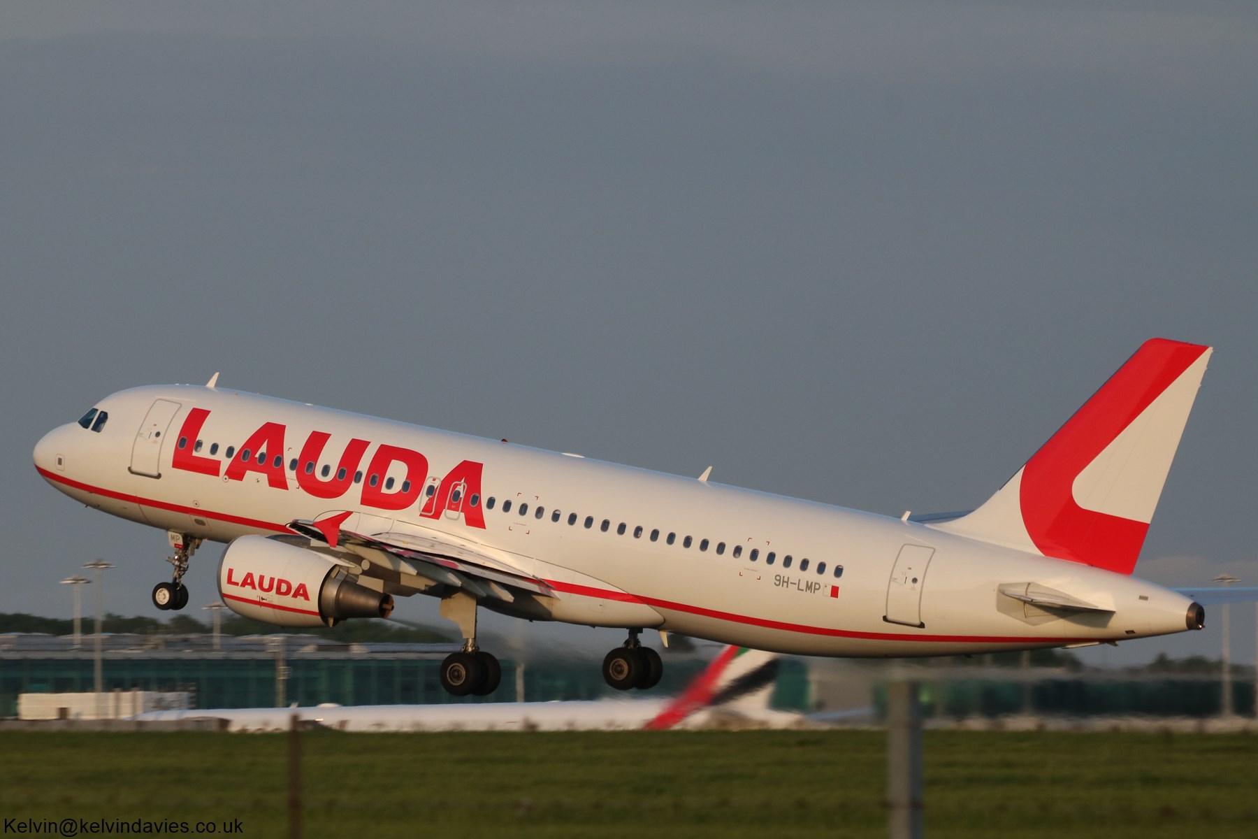 Lauda Europe A320 9H-LMP