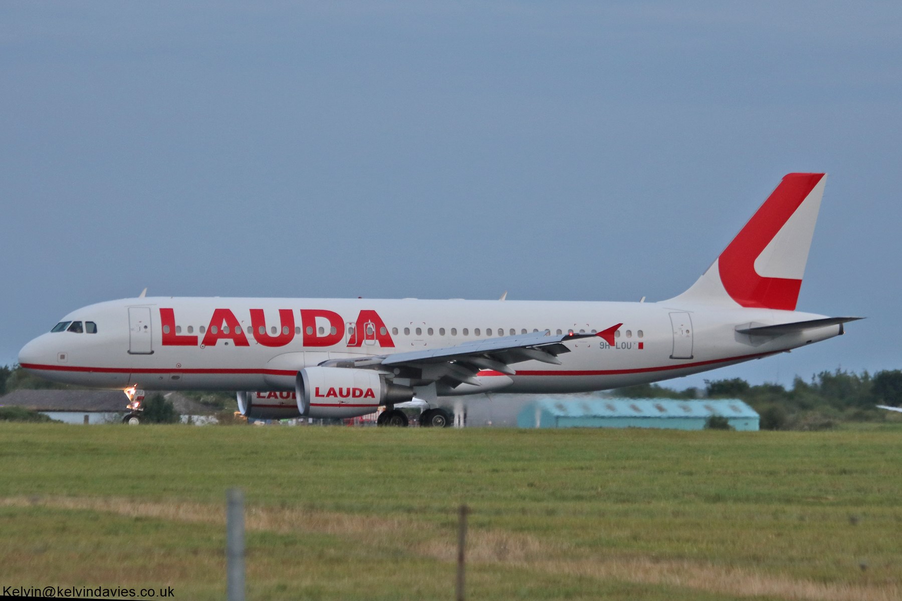 Lauda Europe A320 9H-LOU